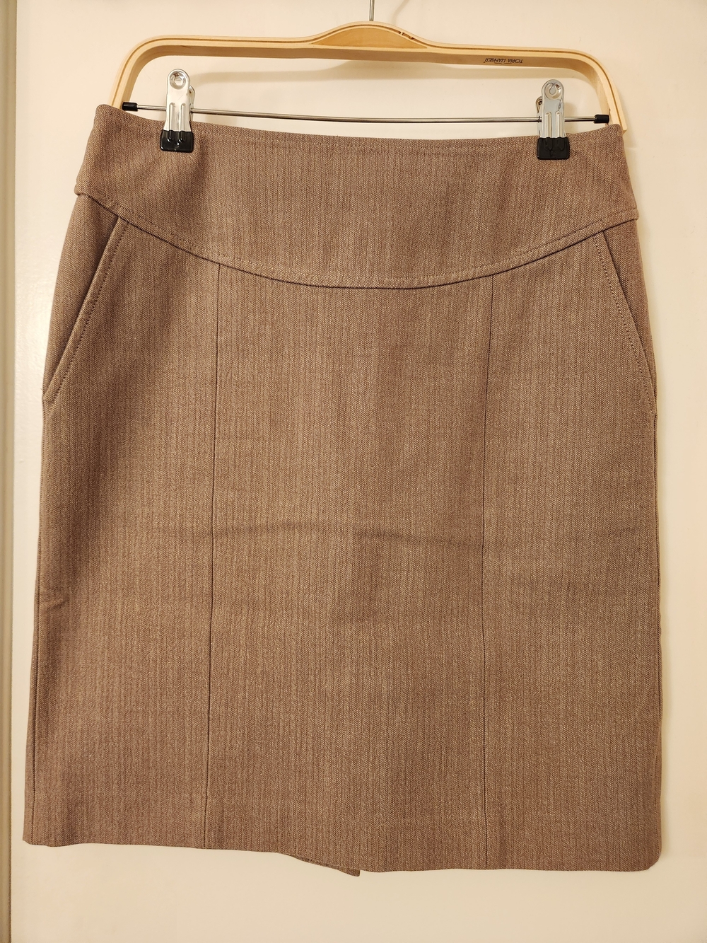 Banana Republic Women’s Brown Pencil Skirt